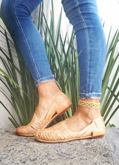 Huarache Sandal ~ Hippie Vintage ~ Mexican Style ~ Colorful Leather ~ Mexican Huaraches