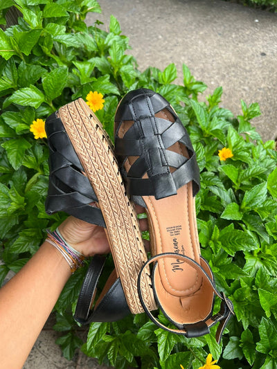Vintage Black Hippie Platform Sandal Mexican Style Colorful Mexican Leather Huaraches