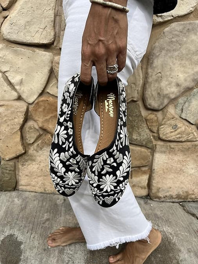 Macarena Collection Sandals women Huarache Sandal Colorful Leather Mexican Comfort Walking Handcrafted Leather Embroidered Flats - Mexican Artisan Design Maky