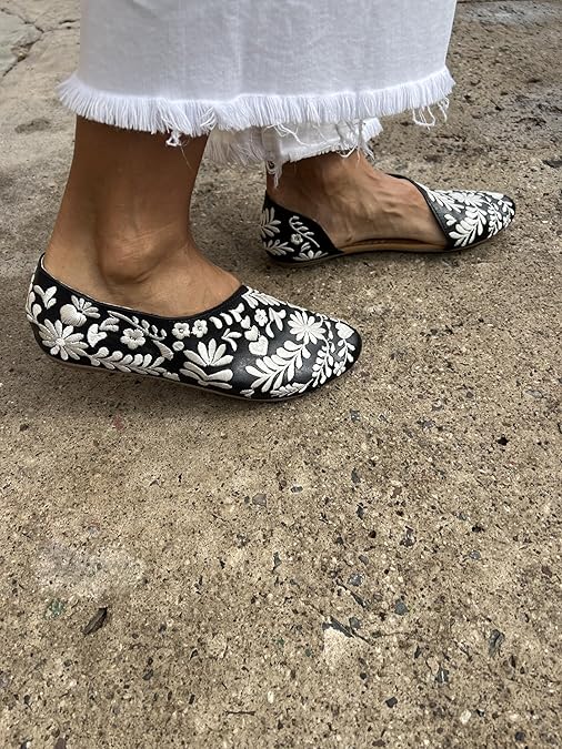 Macarena Collection Sandals women Huarache Sandal Colorful Leather Mexican Comfort Walking Handcrafted Leather Embroidered Flats - Mexican Artisan Design Maky