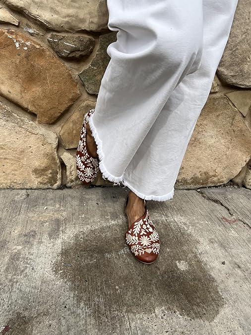 Macarena Collection Sandals women Huarache Sandal Colorful Leather Mexican Comfort Walking Handcrafted Leather Embroidered Flats - Mexican Artisan Design Maky
