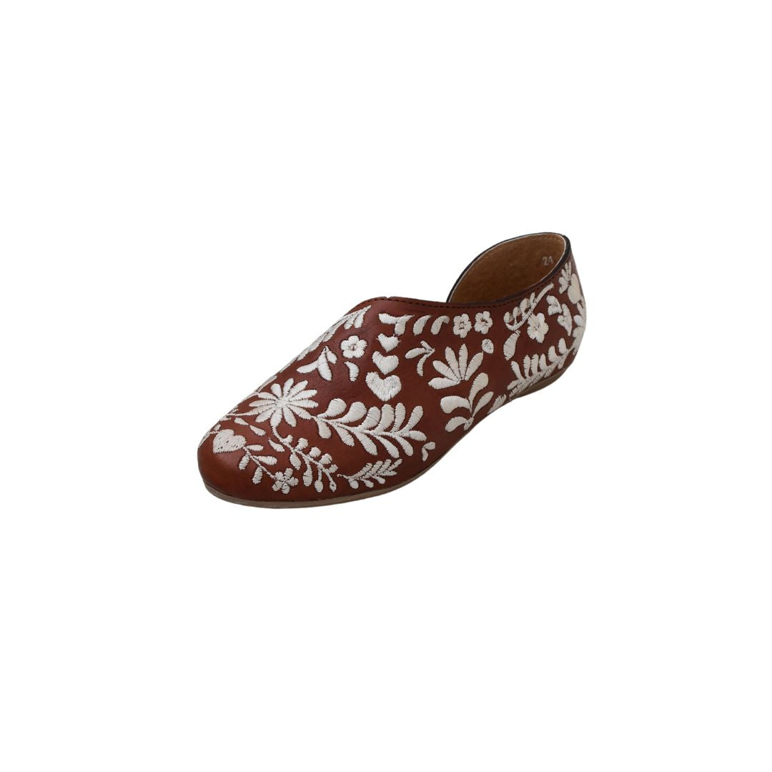 Macarena Collection Sandals women Huarache Sandal Colorful Leather Mexican Comfort Walking Handcrafted Leather Embroidered Flats - Mexican Artisan Design Maky