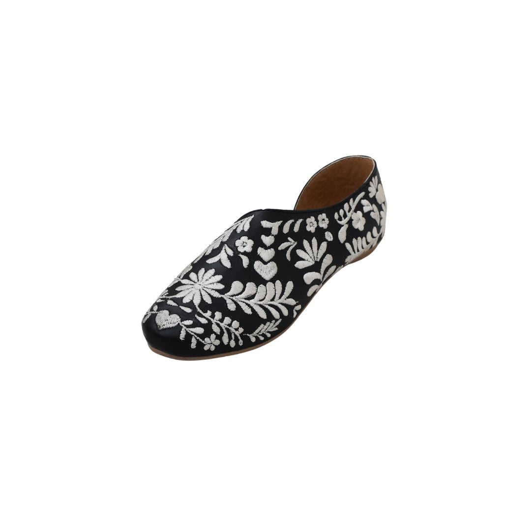 Macarena Collection Sandals women Huarache Sandal Colorful Leather Mexican Comfort Walking Handcrafted Leather Embroidered Flats - Mexican Artisan Design Maky