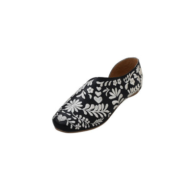 Macarena Collection Sandals women Huarache Sandal Colorful Leather Mexican Comfort Walking Handcrafted Leather Embroidered Flats - Mexican Artisan Design Maky