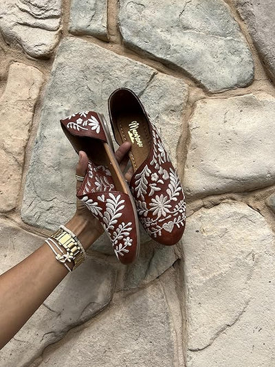 Macarena Collection Sandals women Huarache Sandal Colorful Leather Mexican Comfort Walking Handcrafted Leather Embroidered Flats - Mexican Artisan Design Maky